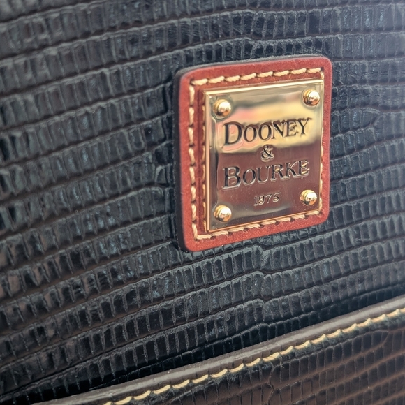 Dooney & Bourke Black Textured Tote with Tan Handles Croco - Picture 3 of 9
